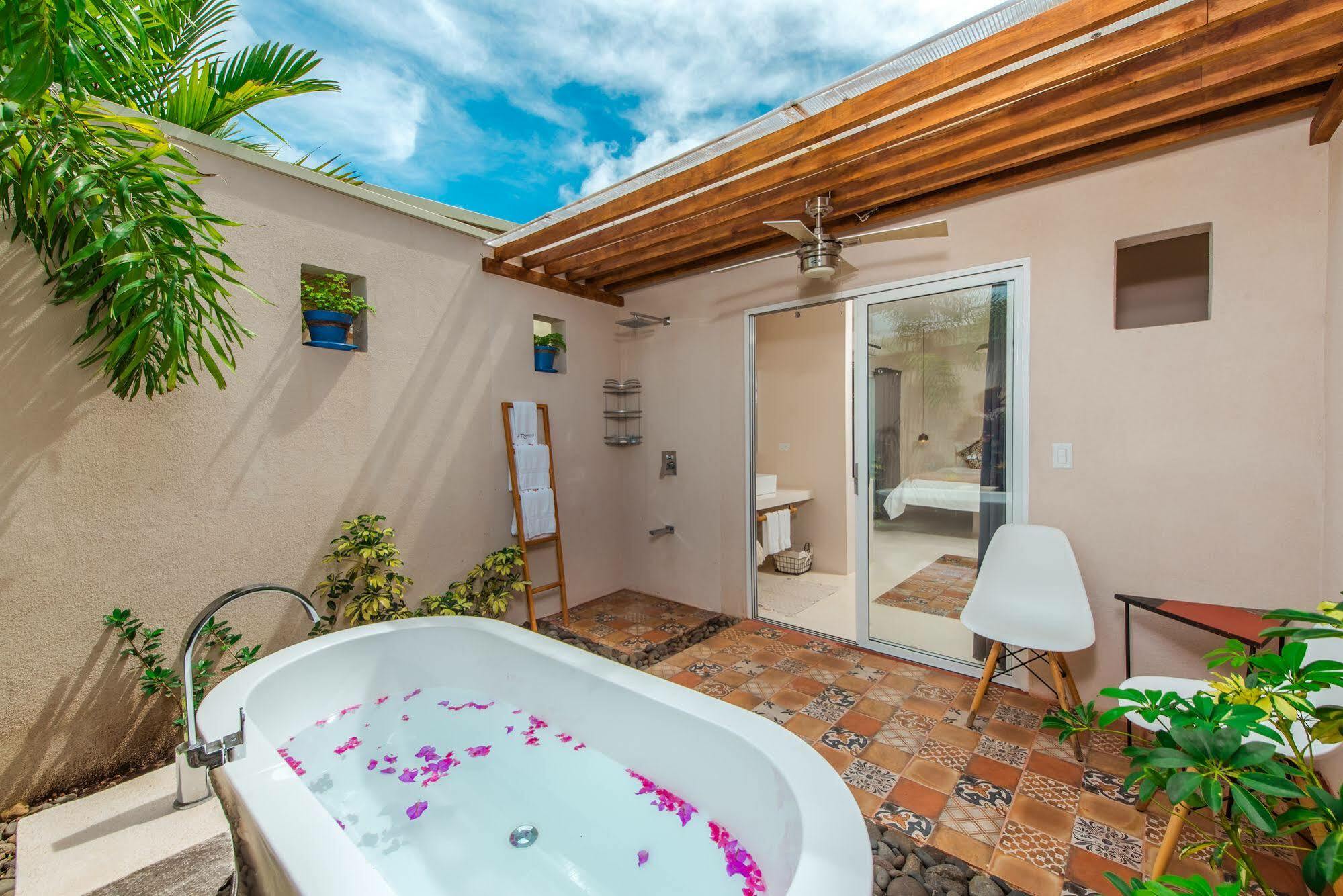 La Ramona Charming Hotel Тамариндо Екстериор снимка